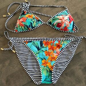 TOMMY BAHAMA - 2 piece reversible bikini